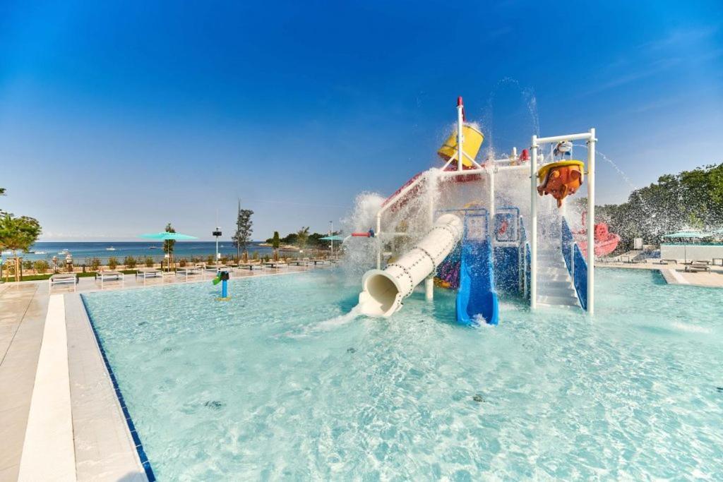 Easyatent Safari Tent Park Umag Buitenkant foto